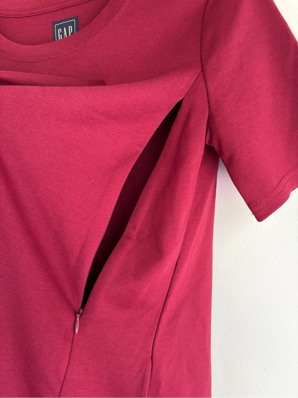 Gap Maternity Burgundy Short Sleeve Nursing Zipper Dress Size XS - Picture 4 of 7